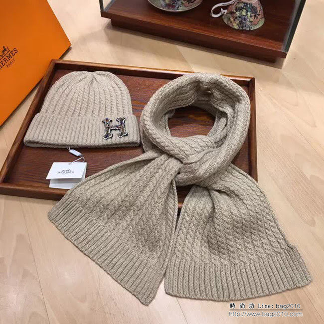 愛馬仕HERMES 新款兔絨加羊絨 百搭款帽子圍巾套裝 LLWJ8497